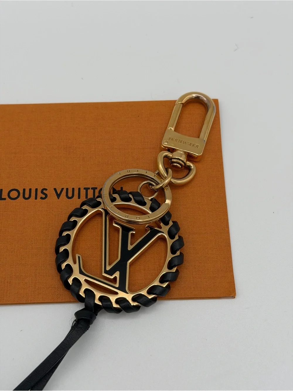 Louis Vuitton key charm Authentic 🔥
